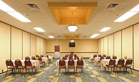 Holiday Inn Jonesboro Ανέσεις φωτογραφία